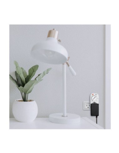 
ET0012 LOGILINK - Programador electrico con sensor de dia/noche  Logilink