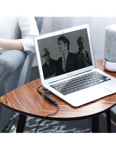 
40761 CM107 UGREEN - Transmisor ugreen bluetooth 4.2 adaptador de audio inalámbrico 3.5 mm mini jack negro