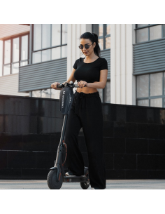 
Bolsa de manillar impermeable para scooter eléctrico 3L negro (WSB4BK)