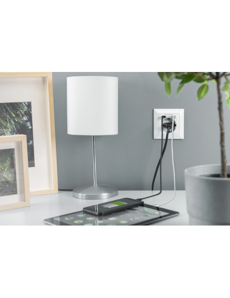 
DA-70615 DIGITUS - Enchufe empotrado con 1 USB Type C, 1 USB A Blanco Digitus