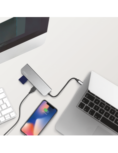 Dock multifunción 6 en 1 que incluye 1 puerto HDMI,1x USB-C PD 2.0, 1x USB-A 3.0, 1x USB-A 2.0, 1x SD card slot, 1x microSD car