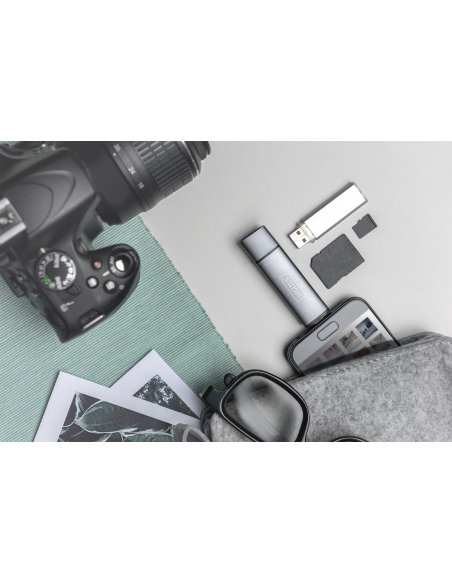 
Lector de Tarjetas Dual con hub - USB-A y USB-C - Lector de Tarjetas SD y Micro-SD - Hub USB 3.0 1 Puerto - Gris