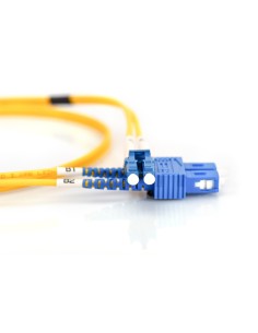 
DK-2932-03 DIGITUS Latiguillo F.O. LC a SC OS2, SM 09/125 µ, Duplex, 3 m 2